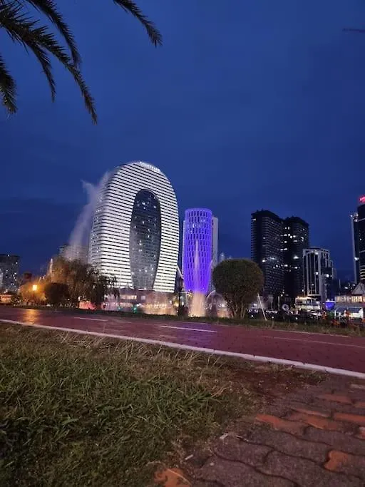 Აპარტამენტი Მერიოტში Apartment Batumi 0*,